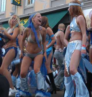 Sommeparade 2003, fra flåte (Foto: SommerParade.no)