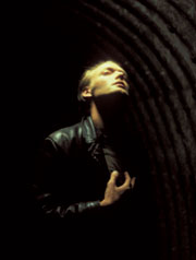 Teater: Virus Productions,