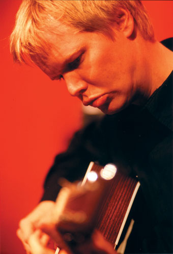 Ivar Gydeland spiller,