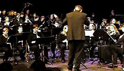 Opus 82 spiller konsert