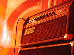 Bassforsterker (Foto: Tomas Lauvland Pettersen)