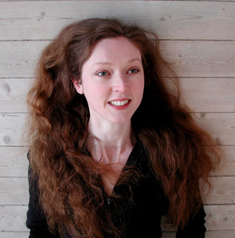 Natasha Barrett fargeportrett