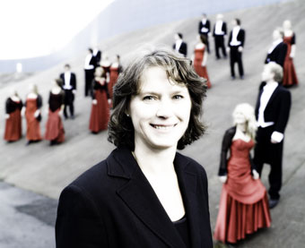 Det Norske Solistkor og Grete Pedersen (Foto: C.F. Wesenberg)