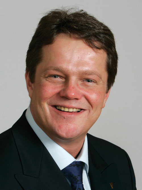 Ulf Erik Knudsen bakportrett (Foto: stortinget.no)