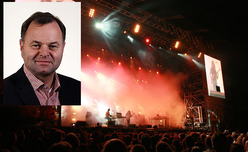 Motorpsychokonsert på Øya 2010. Innfelt: Olemic Thommesen