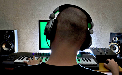 IStock 000019956247Medium komponist