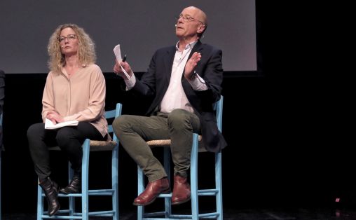 Ole Jacob Bull (th) og Tone Hansen, leder Norsk kulturråd. Foto: Tellef Øgrim