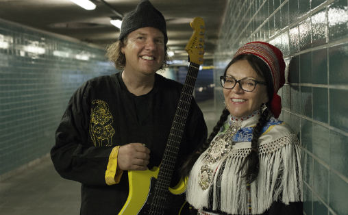 Frode Barth og joiker Ellen A. Oskal Spein