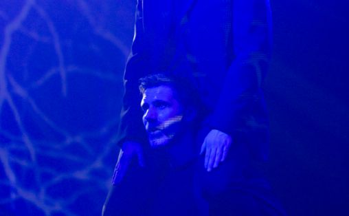 Anføttes. Fra forestillingen under Festspillene i Nord-Norge Foto: Lise Marie Mathisen / Harstad Fotoklubb