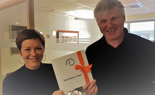 Eline Melgalvis i Dextra Musica og Harald Eikaas i NMF Foto: NMF