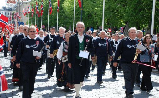 Lystharmonikerne er et av korpsene som venter på støtte