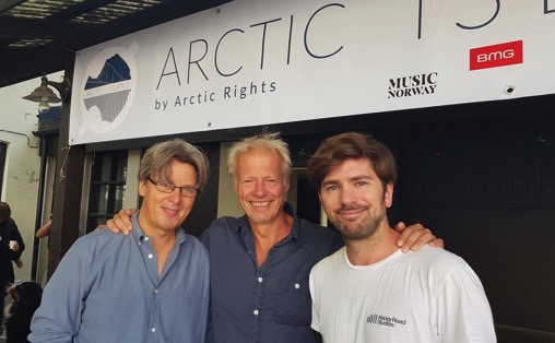 Fra venstre: Erik Brattaas, Kai Robøle og Johan Husvik i Arctic Rights Management Foto: Aslaug Olette Klausen