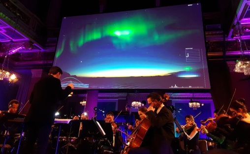 Syncron Stage Orchestra fremfører Sound of Light i Brahms salen i Musikverein i Wien