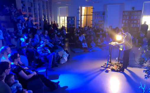 Eva Pfitzenmaier, &laquo;The Waterhole&raquo; – Biblioteksmusikken