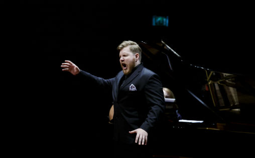 Den russiske barytonen Sergey Kaydalov stakk av med førstepremien i Dronning Sonja Internasjonale Musikkonkurranse