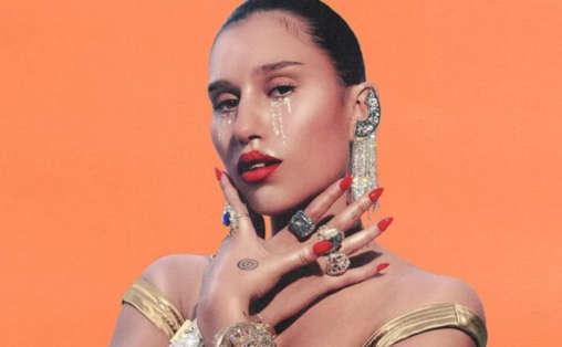 RAYE – Love Me Again