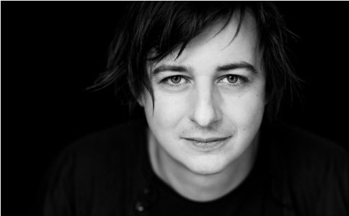 Den tyske prisbelønte pianisten Michael Wollny spiller med DNBE i konsetrene «Rules of Behaviour» i Moss, Oslo, Halden og Asker denne helgen og kommende uke