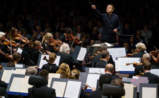 Dirigent Vasily Petrenko med Oslo Filharmonien