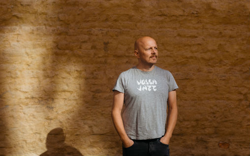 Komponist og bassist Ingebrigt Håker Flaten med Tingingsverket til Vossa Jazz