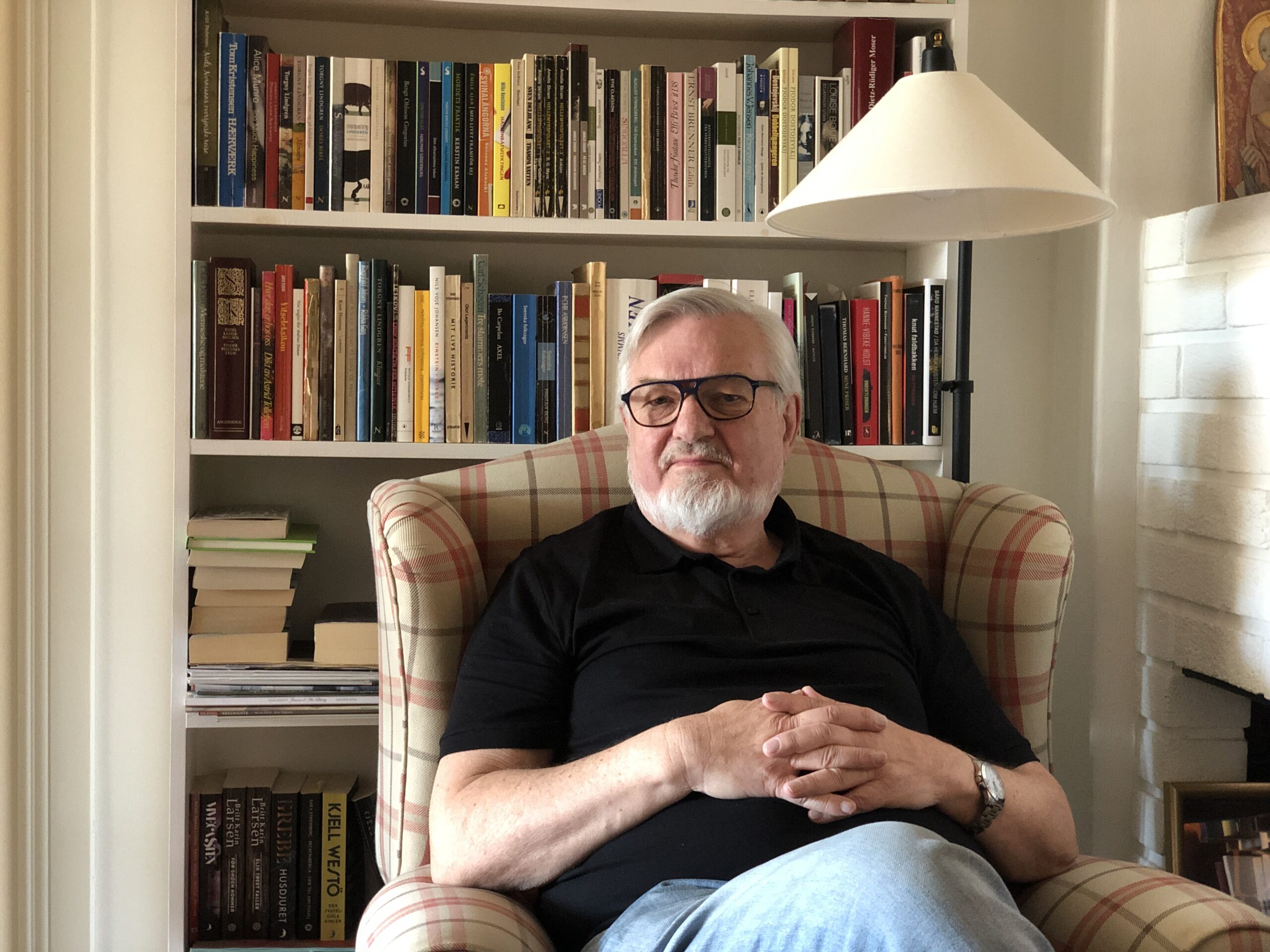 Komponist Ragnar Søderlind fyller 75 år lørdag 27. juni. I 60 år har han komponert musikk. – Vi som skriver tonalt blir sett på som annenklasses komponister i norsk musikkliv, sier han i dette intervjuet med Ballade