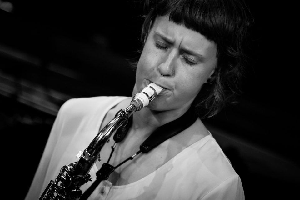 Saksofonist, bandleder og komponist Signe Emmeluth i Emmeluth’s Amoeba under Oslo Jazzfestival
