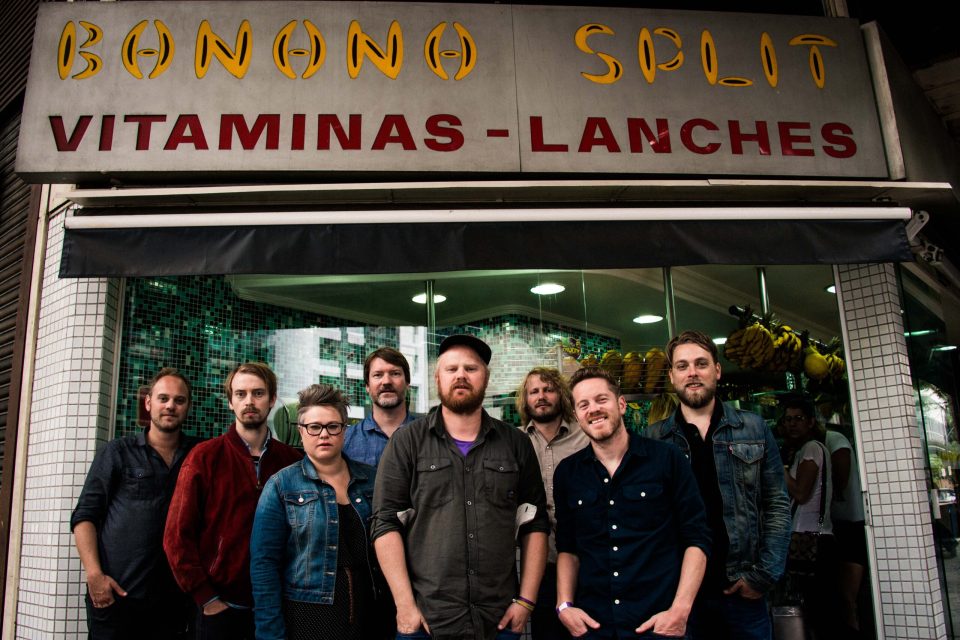 Jaga Jazzist anno 2020. Fra venstre Lars Horntveth, Marcus Forsgren, Line Horntveth, Erik Johannessen, Martin Horntveth, Even Ormestad, Øystein Moen og Andreas Mjøs