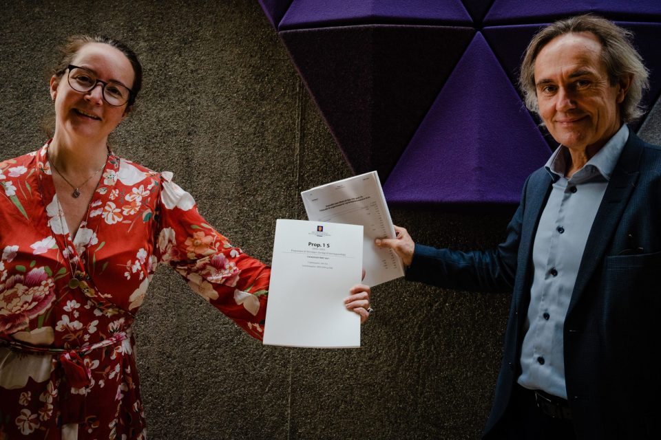 Nina Hodneland i Norske kulturhus og Morten Walderhaug fra Bærum Kulturhus under framlegget av kulturbudsjettet i Bærum Kulturhus onsdag 7. oktober