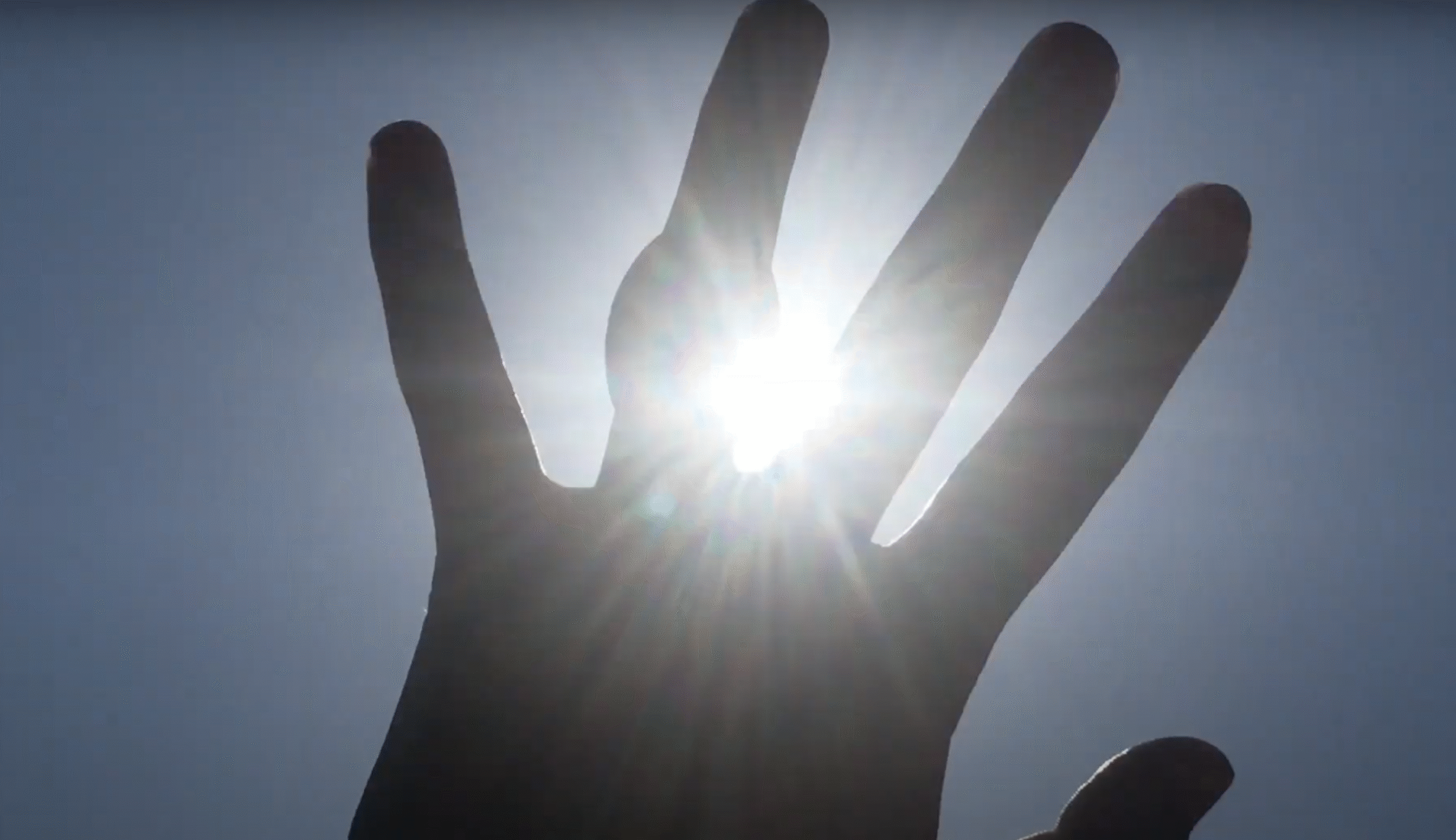 Stillbilde fra Pieces of Junos Silence in Secrets