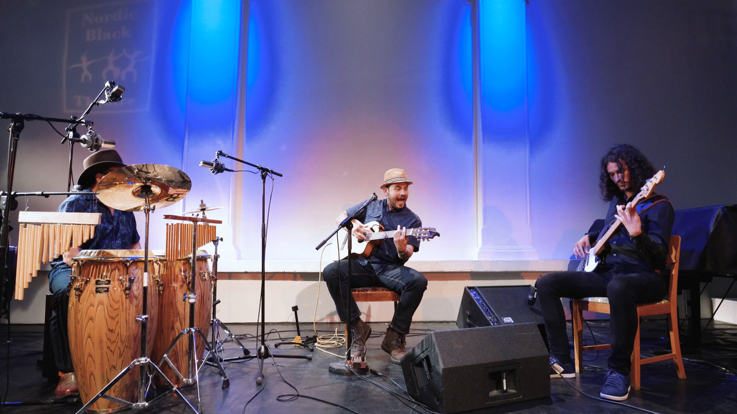 Moisés Gadea og band. Stillbilde fra video
