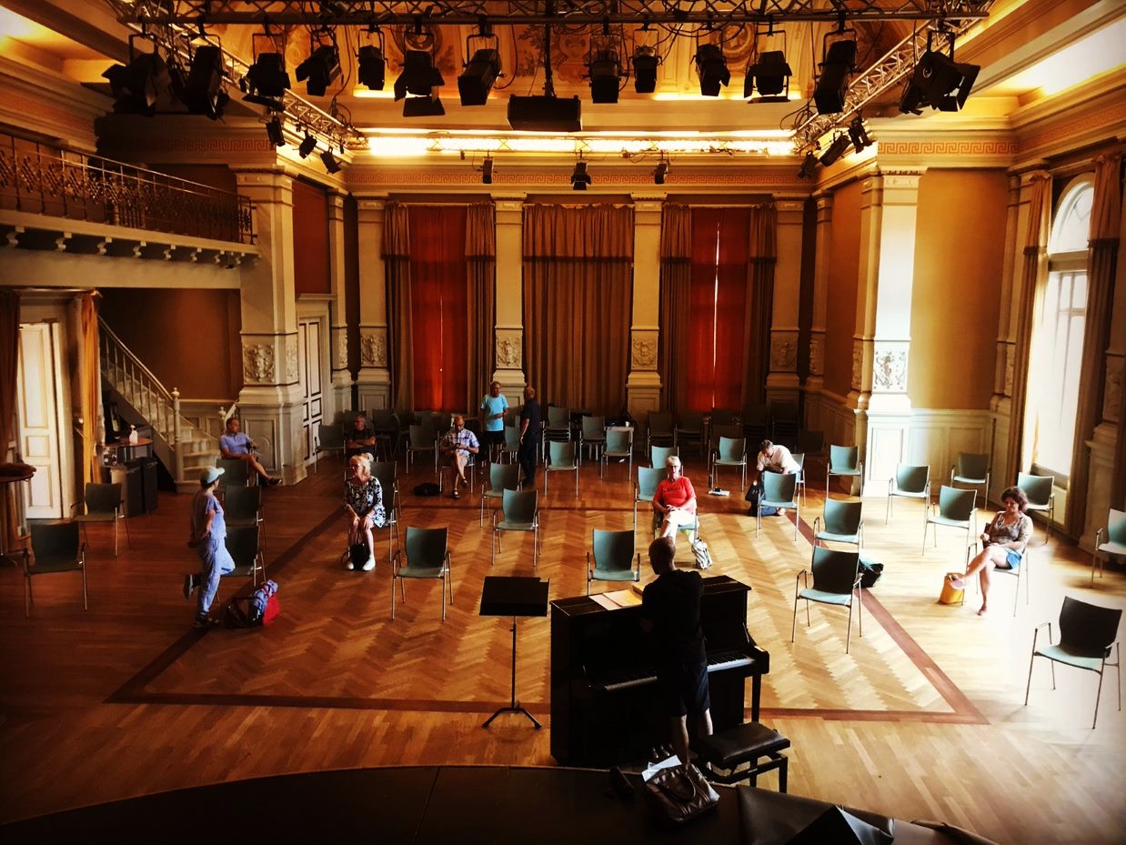 Koret Mjøsikale på øving i Kulturhuset Banken på Lillehammer.