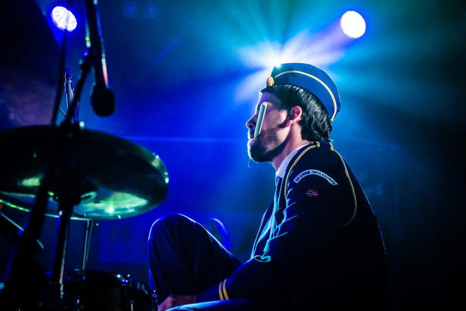 Musiker og komponist Øyvind Skarbø med bestillingsverket Skarbø Skulekorps under Nattjazz i Bergen