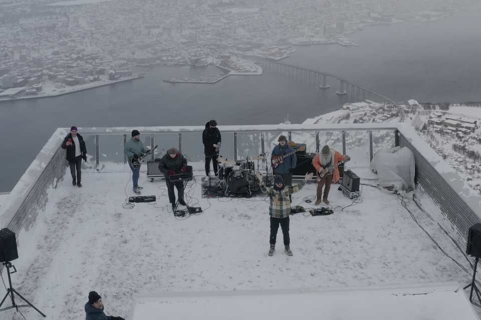 Heave Blood & Die spiller for internasjonale bookere – fra toppen av Tromsø