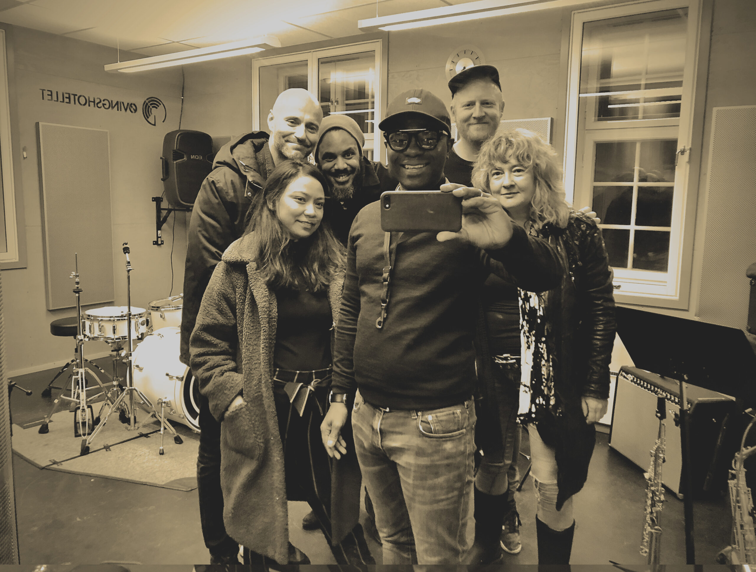 Ivan Mazuze Band med gjester