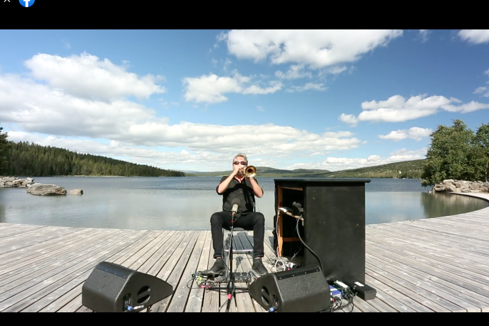 Nils Petter Molværs toner og sommerbrisen over Gålå – slik kunne facebook publikum få en bit av fjorårets Peer Gynt stevne