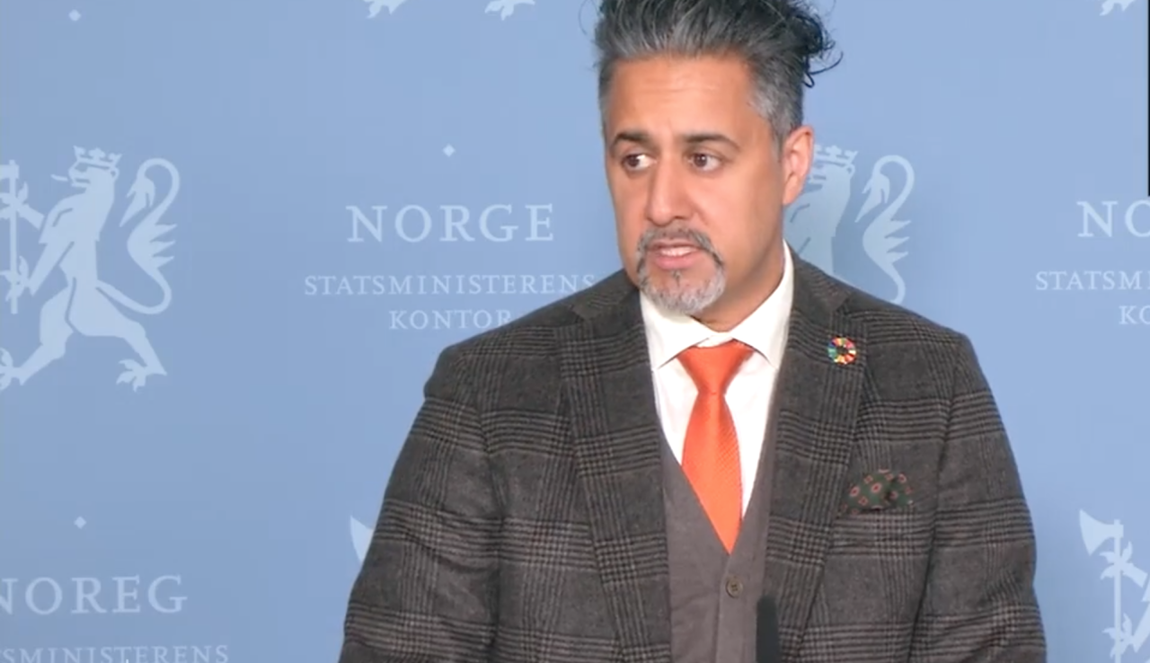 Skjermbilde fra regjeringas pressekonferanse onsdag