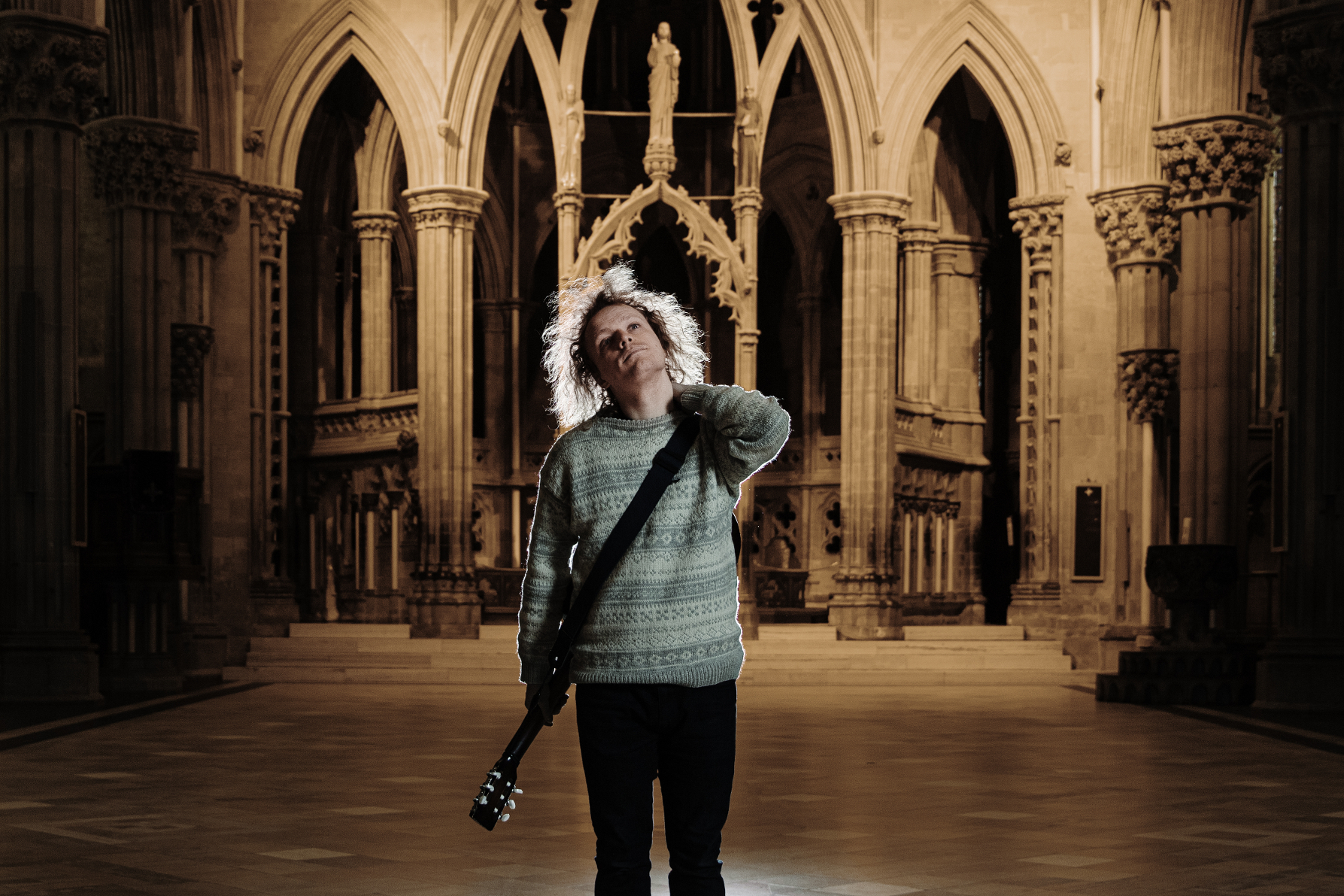 Moddi og Olavsfest, som blant annet presenterer salmer, samarbeider i sommer. Det er et stykke å gå til fots fra Oslo til Trondheim.