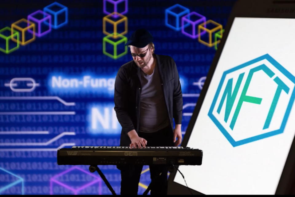 Skjermbilde fra Center of the Universe’ «NFT»