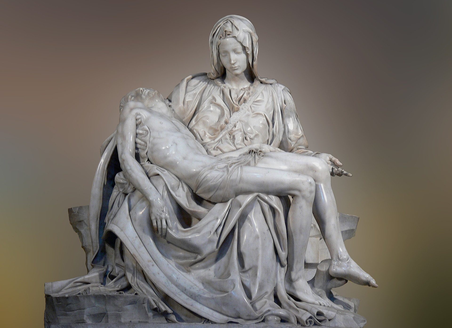 Marmorskulpturen Pietà av Michelangelo står i Peterskirken i Roma.