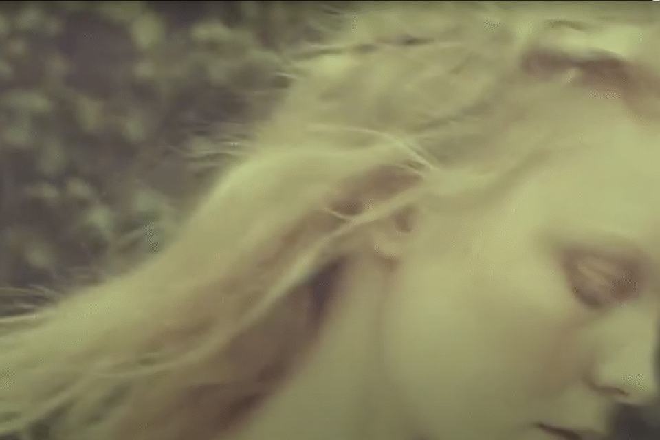 Skjermbilde fra musikkvideoen til Bellman, The End of Me