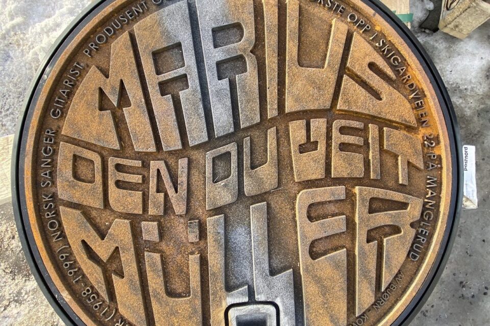 Marius Müller kumlokkene til Manglerud.