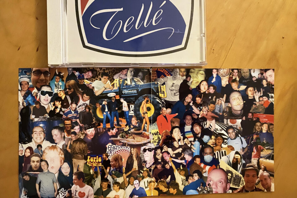 Spott munnbindet, allerede i 2001:Tellé Compoilation, samleren som gjorde mange av artistene på Tellé tilgjengelige for flere lyttere