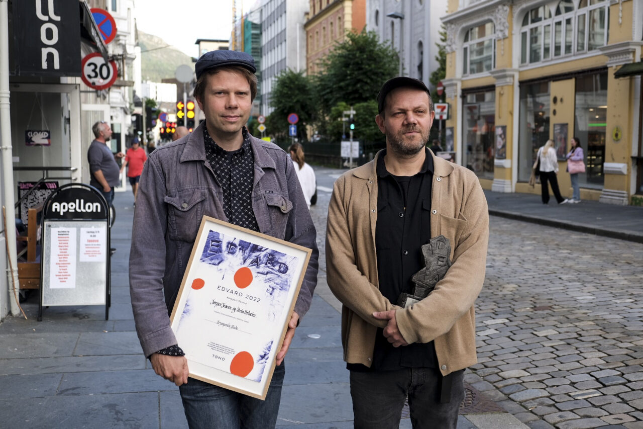 Edvard pris til Stein Urheim og Jørgen Træen i klassen Samtid