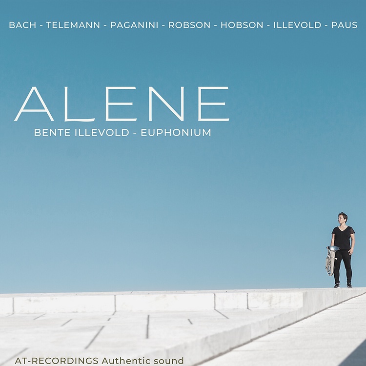 Bente Illevold: Alene