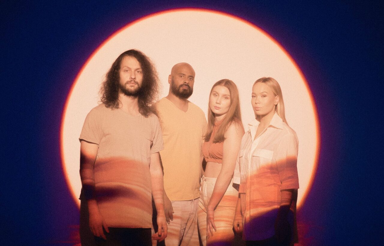 Aleksander Kostopoulos, Daniel Eriksen, Ella Marie Hætta Isaksen – og Agnete Saba.