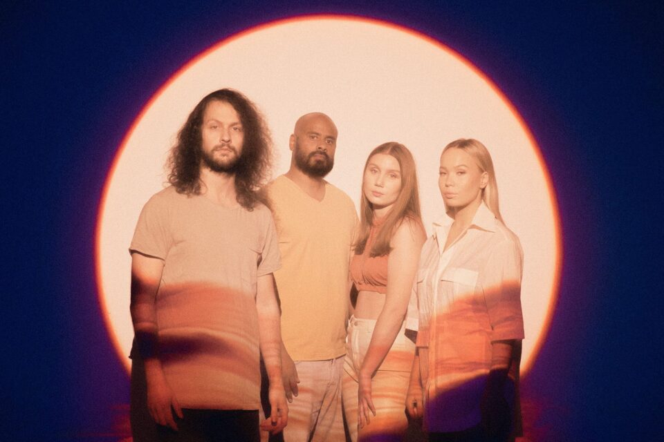 Aleksander Kostopoulos, Daniel Eriksen, Ella Marie Hætta Isaksen – og Agnete Saba.