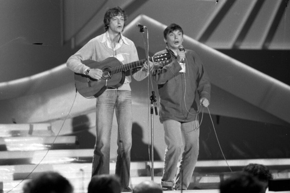 Sámiid Ædnan – Sverre Kjelsberg og Mattis Hætta i Haag