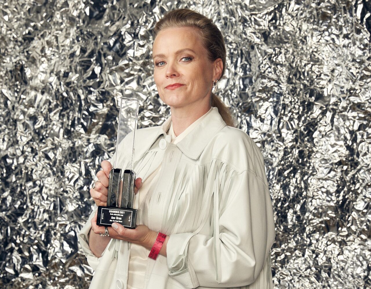 Ane Brun – her med Grammis fra 2021.