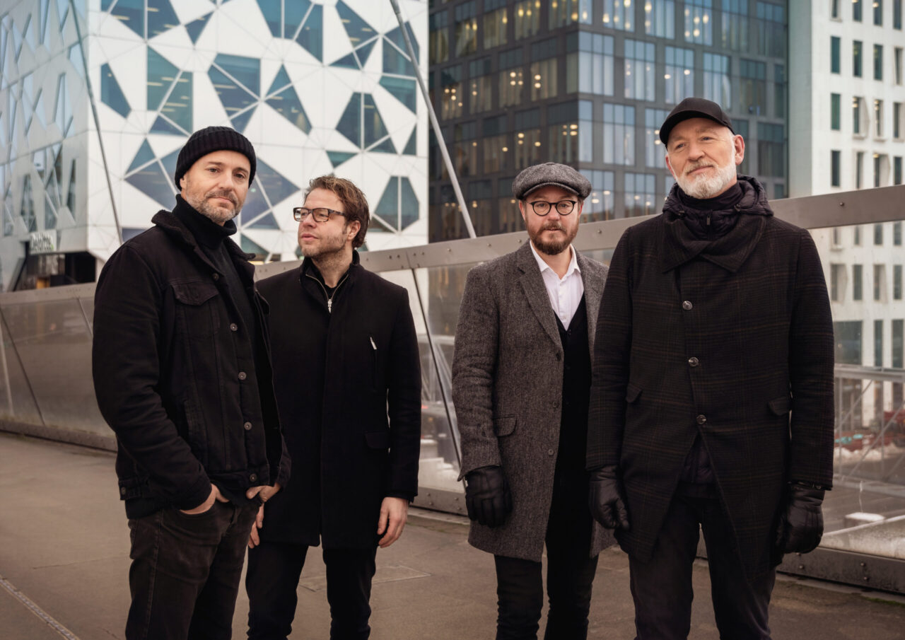 PARIS OSLO spilte på Herr Nilsen i Oslo og gir det ut som liveplate.