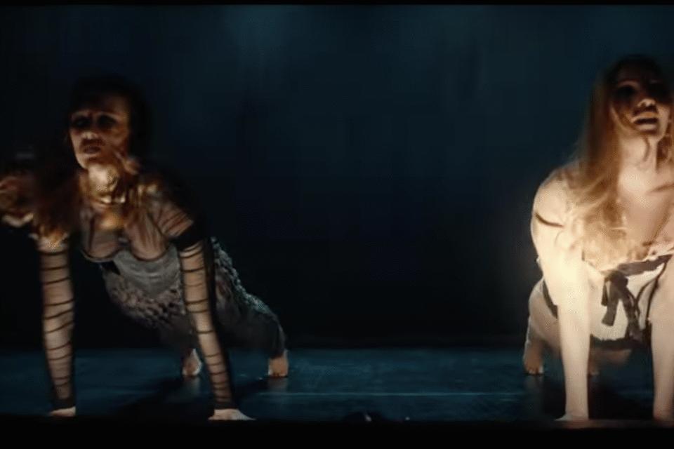 Stillbilde fellesvideoen til Vaarin og MIIA