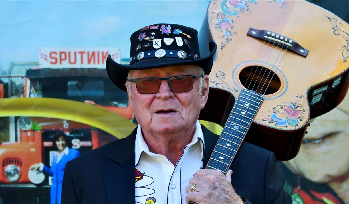 Knut T. Storbukås, aka Sputnik